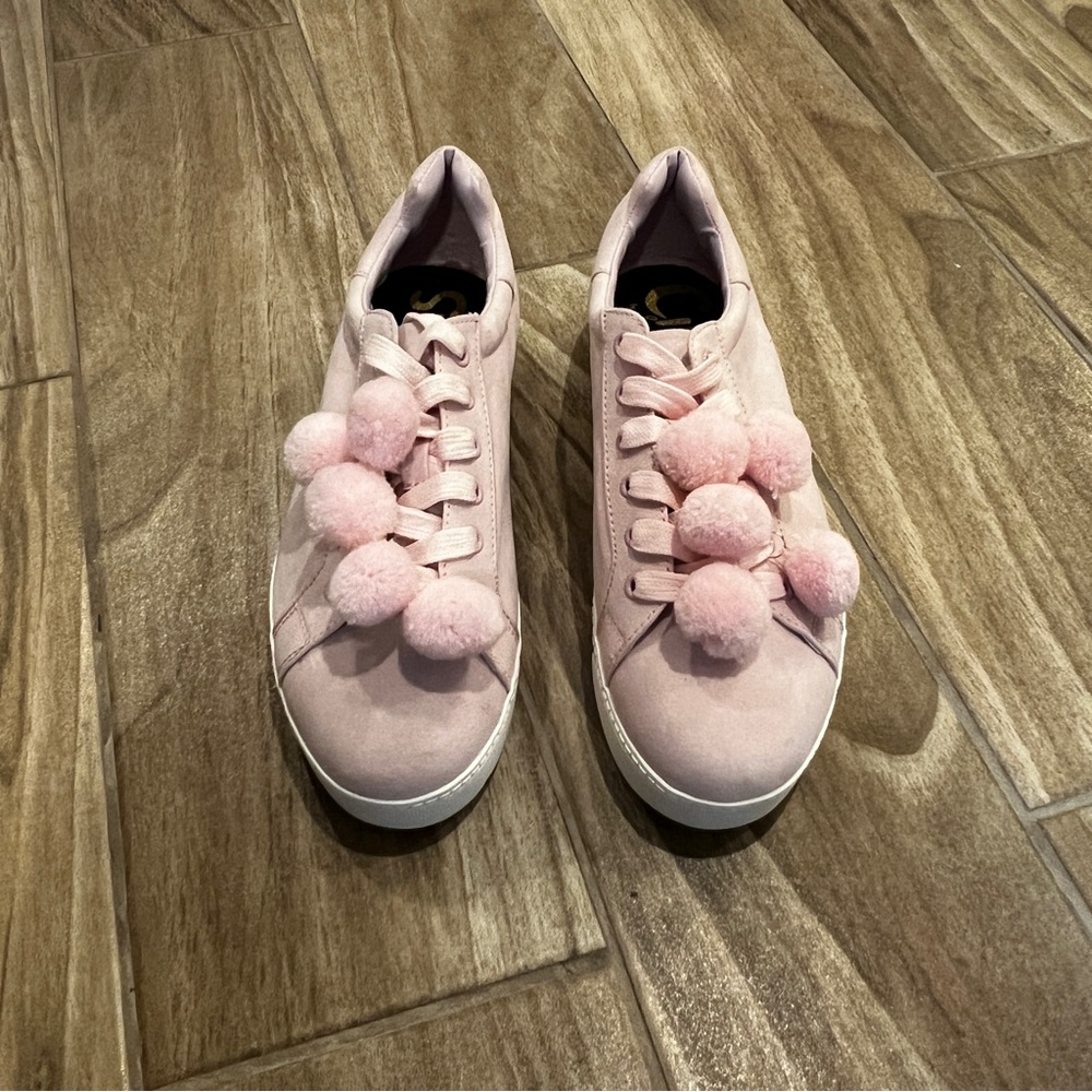 Circus by Sam Edelman Pink Pom Pom Sneakers